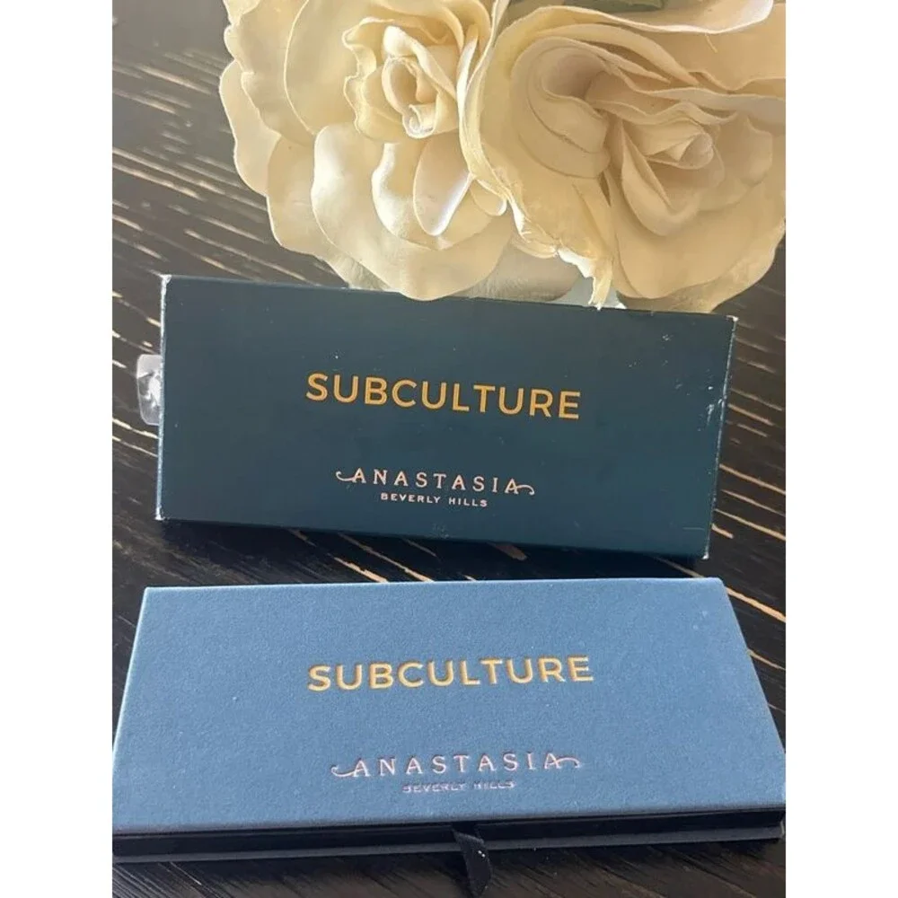 Anastasia Beverly Hills Subculture 14 Eyeshadow Palette.